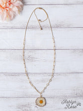 Load image into Gallery viewer, SHINE BRIGHT DAISY RESIN GOLD LINKED CHAIN NECKLACE
