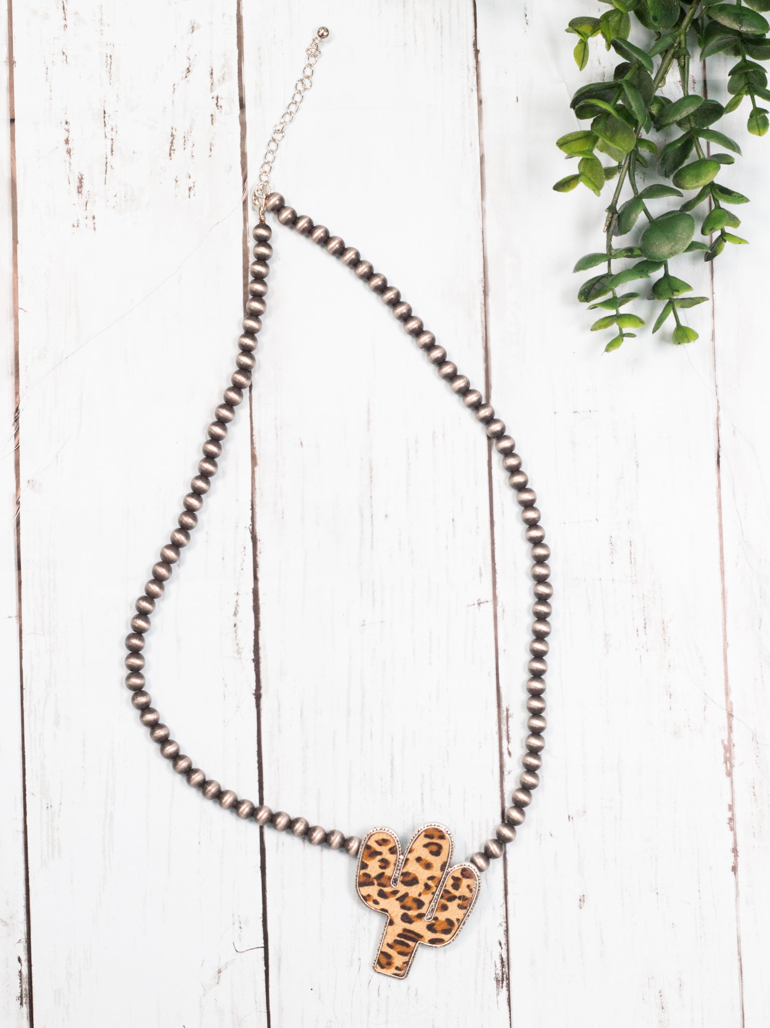 WANTED AND WILD LEOPARD CACTUS PENDANT ON NAVAJO PEARLS NECKLACE