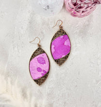 Load image into Gallery viewer, Gold Scroll and Fuchsia Drop Earrings
