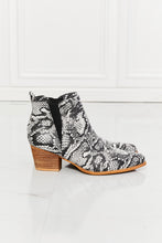 Load image into Gallery viewer, MMShoes Back At It Point Toe Bootie in Snakeskin

