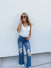 Load image into Gallery viewer, PREORDER: Blakeley Distressed Jeans
