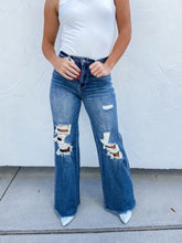 Load image into Gallery viewer, PREORDER: Blakeley Distressed Jeans
