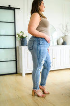 Load image into Gallery viewer, Talulla Bleach Splash Button Fly Destroyed Skinny Jeans
